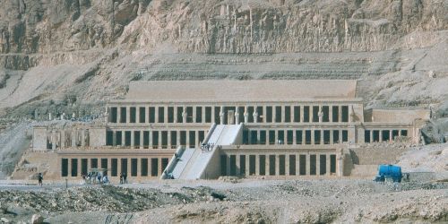하트셉수트의 빈소 사원(Mortuary Temple of Hatshepsut)