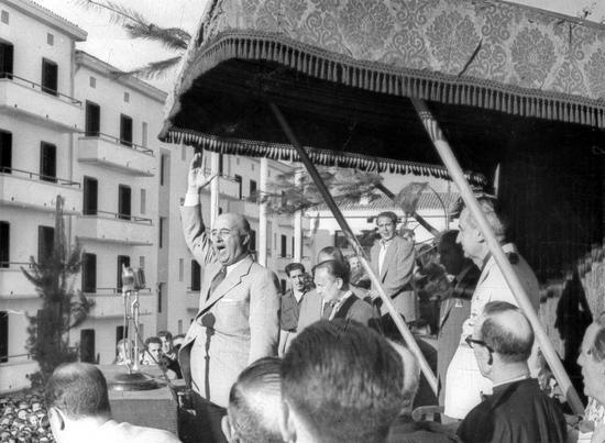시스코 프랑코(Francisco Franco)