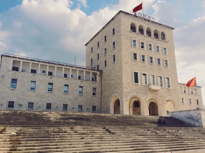티라나 대학(University of Tirana)