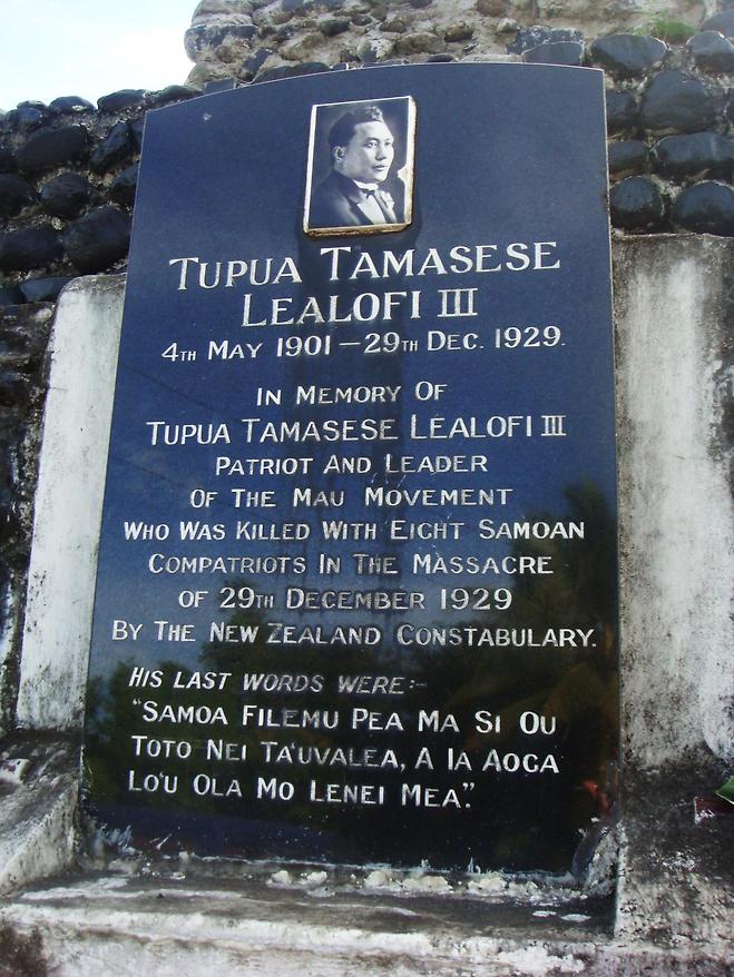 투 푸아 타 미세스 레알로 피(Tupua Tamasese Lealofi III ) 3 세의 묘비