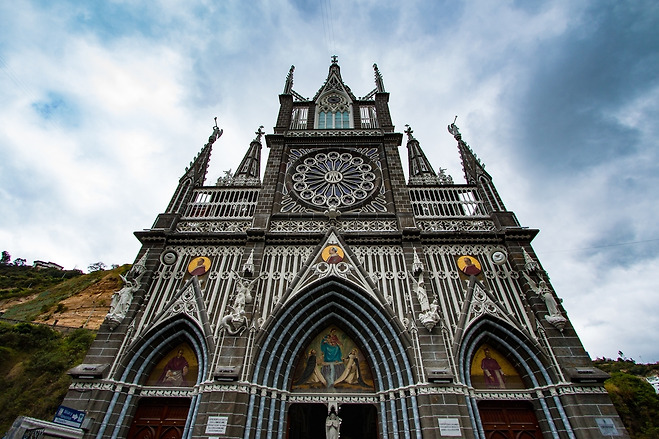 라하스 성당 (Santuario De Las Lajas )