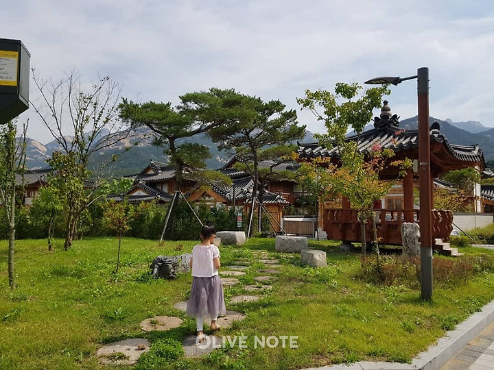 왜 멀리 가세요?..가깝고 알찬 '남산골한옥마을