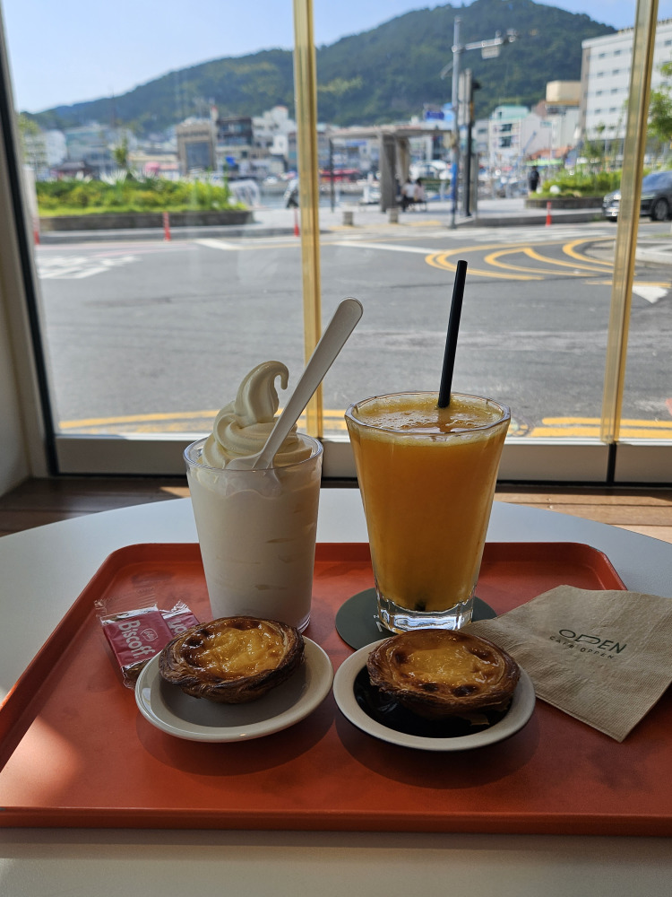 카페오픈 매장 사진