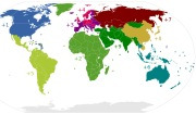 전 세계의 지역별 국가번호를 색깔별로 나타낸 지도