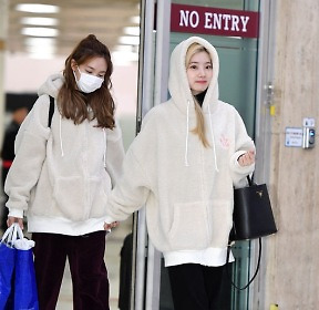 트와이스 나연-다현,'나란히 귀국'