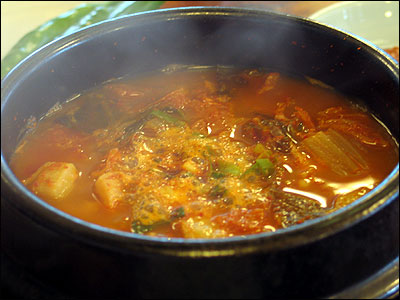 오모가리김치찌개 이미지