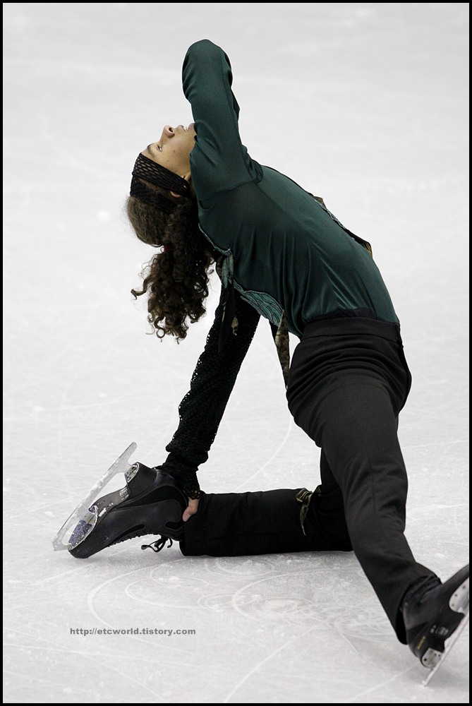 SBS ISU Grand Prix of Figure Skating Final Goyang Korea 2008/2009 2008/2009 SBS ISU 고양 피겨스케이팅 그랑프리 파이널 대회 Junior Men - Short Program Elladj BALDE