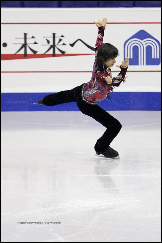 SBS ISU Grand Prix of Figure Skating Final Goyang Korea 2008/2009 2008/2009 SBS ISU 고양 피겨스케이팅 그랑프리 파이널 대회 Junior Men - Short Program Ivan BARIEV