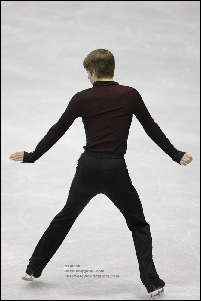 Richard DORNBUSH at 'SBS ISU Grand Prix of Figure Skating Final Goyang Korea 2008/2009' Junior Men - Short Program