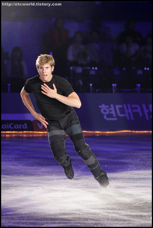 '현대카드슈퍼매치 Ⅶ - '08 Superstars on Ice'  2부에서 연기를 펼치는 제프리 버틀 (Jeffrey Buttle).