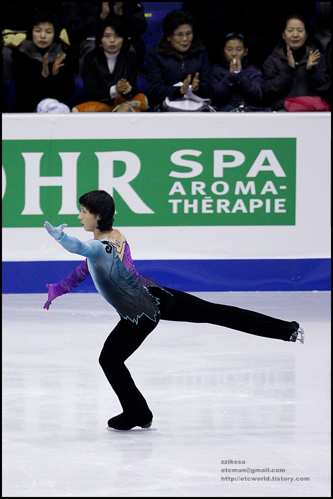 SBS ISU Grand Prix of Figure Skating Final Goyang Korea 2008/2009 2008/2009 SBS ISU 고양 피겨스케이팅 그랑프리 파이널 대회 Senior Men - Short Program Johnny WEIR