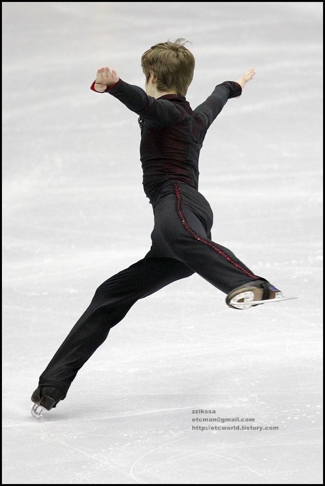 Richard DORNBUSH at 'SBS ISU Grand Prix of Figure Skating Final Goyang Korea 2008/2009' Junior Men - Short Program
