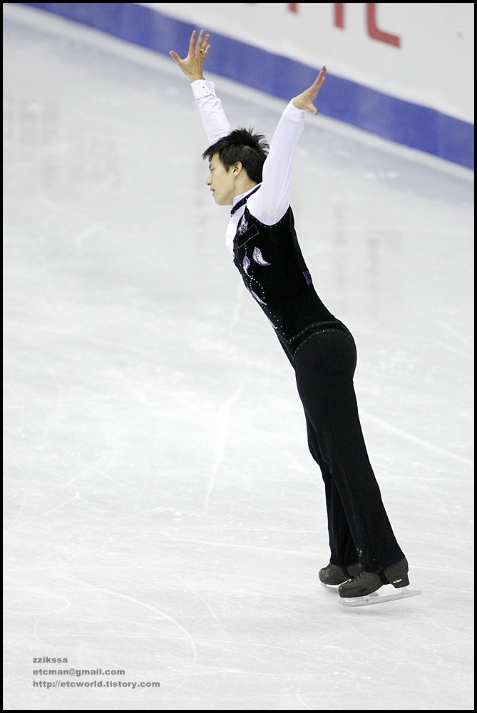 Patrick CHAN at 'SBS ISU Grand Prix of Figure Skating Final Goyang Korea 2008/2009' Senior Men - Short Program