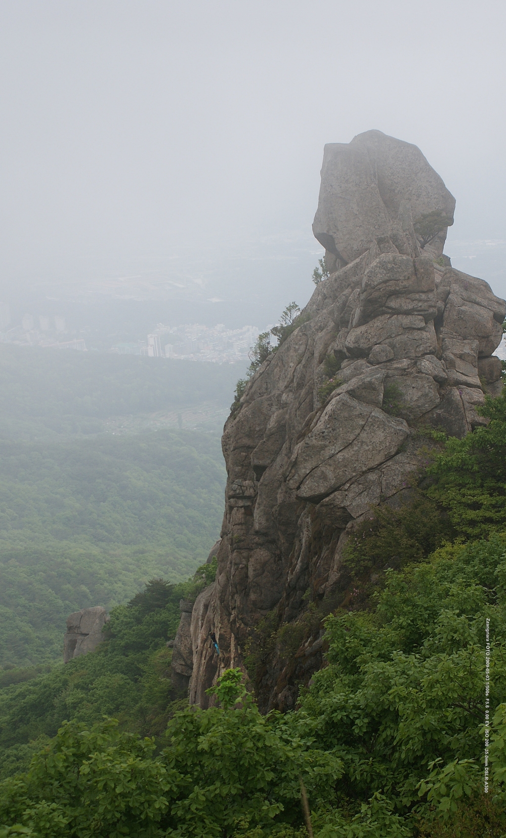 금정산등산성의 기암