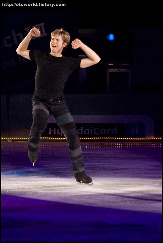 '현대카드슈퍼매치 Ⅶ - '08 Superstars on Ice'  2부에서 연기를 펼치는 제프리 버틀 (Jeffrey Buttle).