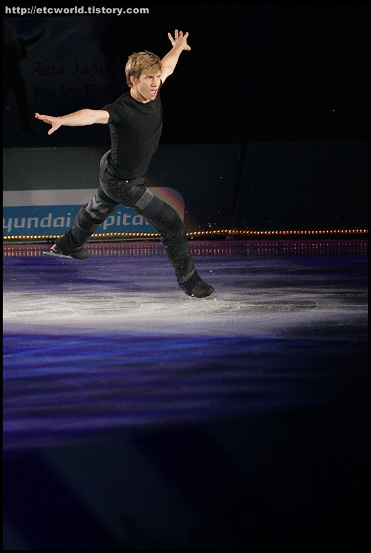 '현대카드슈퍼매치 Ⅶ - '08 Superstars on Ice'  2부에서 연기를 펼치는 제프리 버틀 (Jeffrey Buttle).