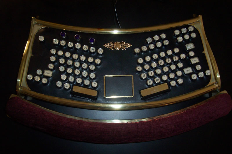 Datamancer Ergo keyboard