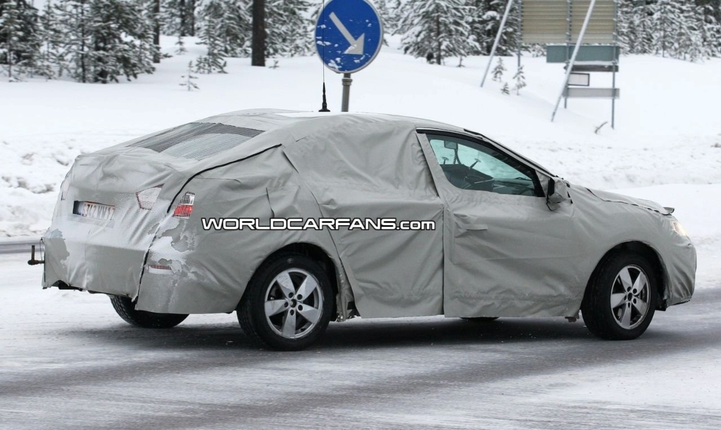 Renault Samsung SM3 L38 Spyshots