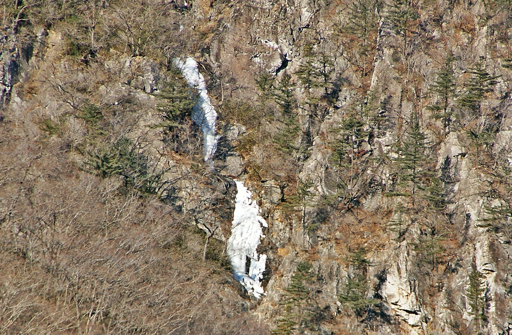 가지산 폭포