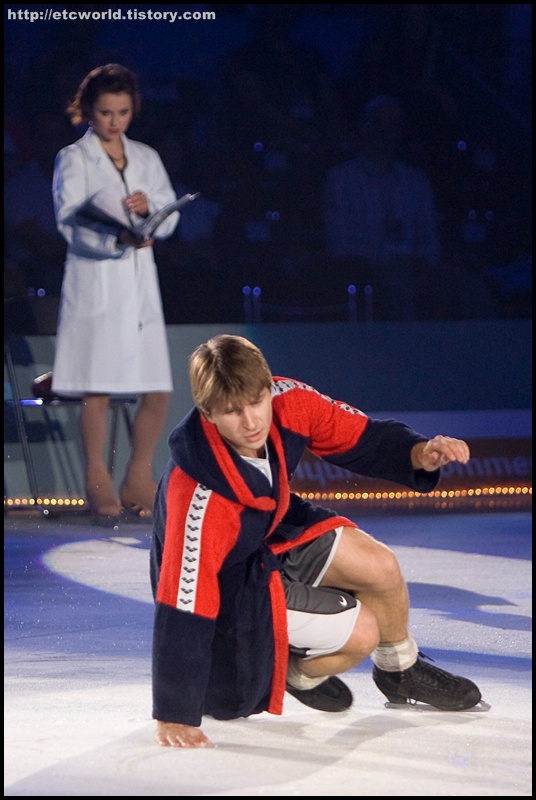 '현대카드슈퍼매치 Ⅶ - '08 Superstars on Ice' 에서 호흡을 맞춘 러시아의 알렉세이 야구딘 (Alexei Yagudin)과 미국의 샤샤 코헨 (Sasha Cohen)