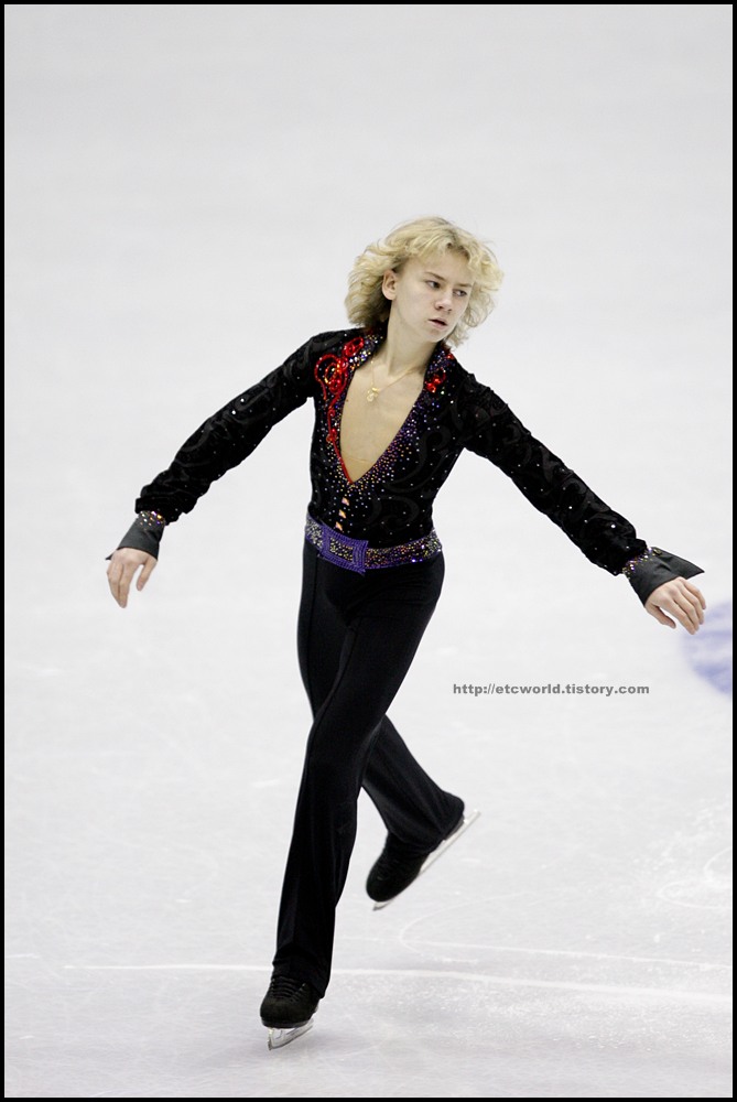 SBS ISU Grand Prix of Figure Skating Final Goyang Korea 2008/2009 2008/2009 SBS ISU 고양 피겨스케이팅 그랑프리 파이널 대회 Junior Men - Short Program Artur GACHINSKI