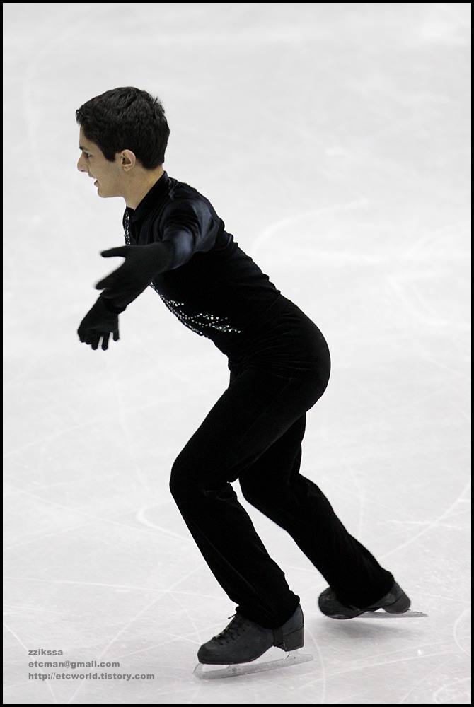 Armin MAHBANOOZADEH at 'SBS ISU Grand Prix of Figure Skating Final Goyang Korea 2008/2009' Junior Men - Short Program