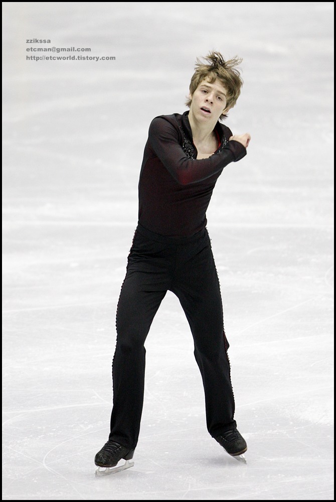 Richard DORNBUSH at 'SBS ISU Grand Prix of Figure Skating Final Goyang Korea 2008/2009' Junior Men - Short Program