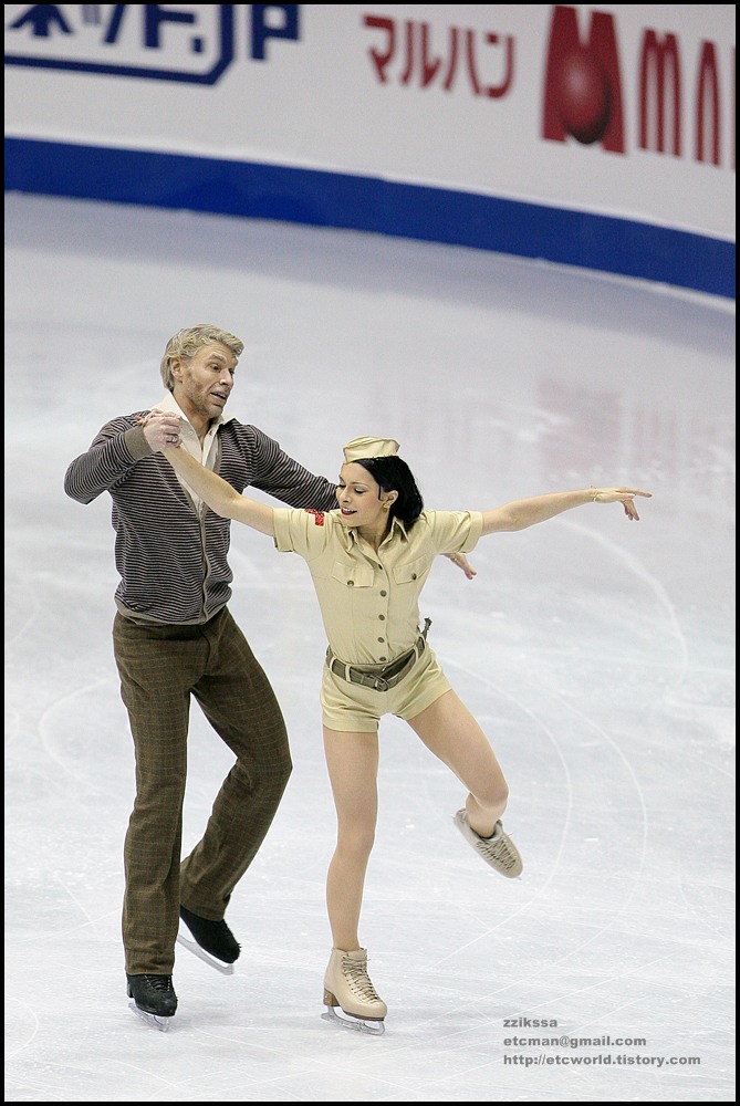 Isabelle DELOBEL & Olivier SCHOENFELDER at 'SBS ISU Grand Prix of Figure Skating Final Goyang Korea 2008/2009' Ice Dance Original Dance