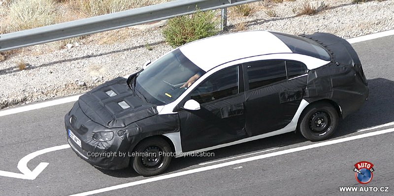 Renault Samsung SM3 L38 Spyshots