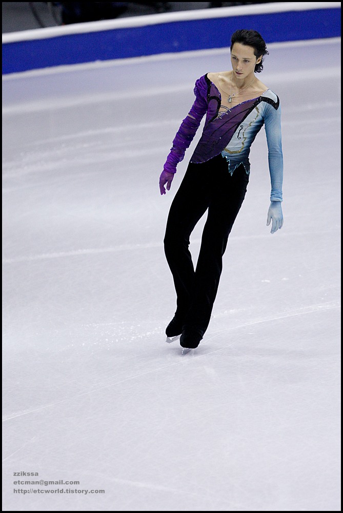 SBS ISU Grand Prix of Figure Skating Final Goyang Korea 2008/2009 2008/2009 SBS ISU 고양 피겨스케이팅 그랑프리 파이널 대회 Senior Men - Short Program Johnny WEIR