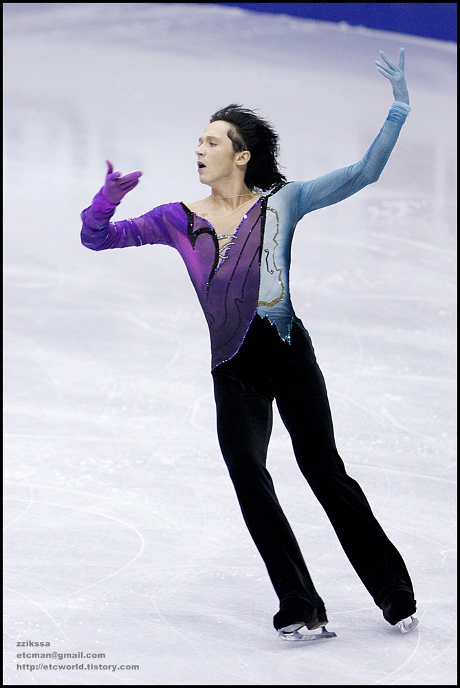 SBS ISU Grand Prix of Figure Skating Final Goyang Korea 2008/2009 2008/2009 SBS ISU 고양 피겨스케이팅 그랑프리 파이널 대회 Senior Men - Short Program Johnny WEIR