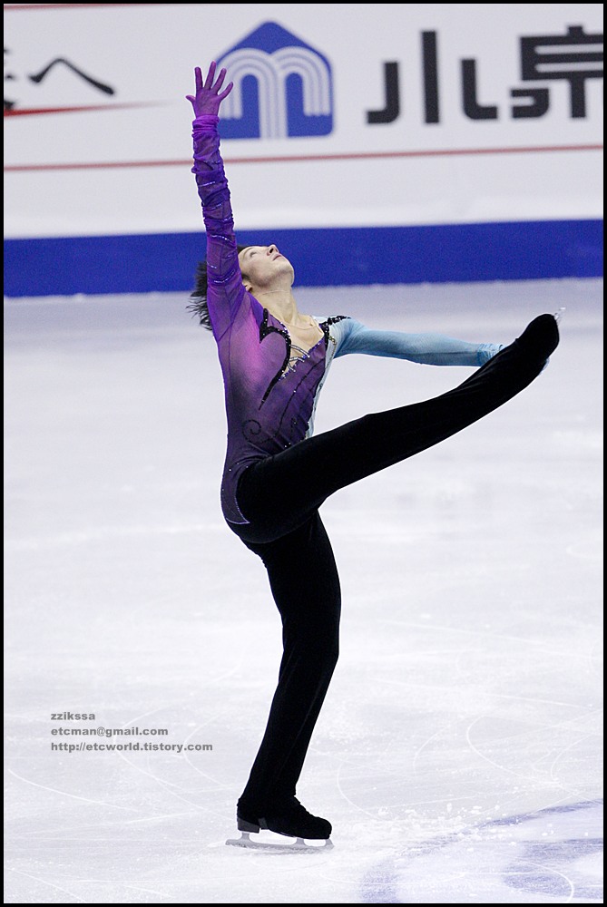 SBS ISU Grand Prix of Figure Skating Final Goyang Korea 2008/2009 2008/2009 SBS ISU 고양 피겨스케이팅 그랑프리 파이널 대회 Senior Men - Short Program Johnny WEIR