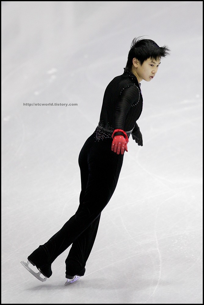 SBS ISU Grand Prix of Figure Skating Final Goyang Korea 2008/2009 2008/2009 SBS ISU 고양 피겨스케이팅 그랑프리 파이널 대회 Junior Men - Short Program Denis TEN