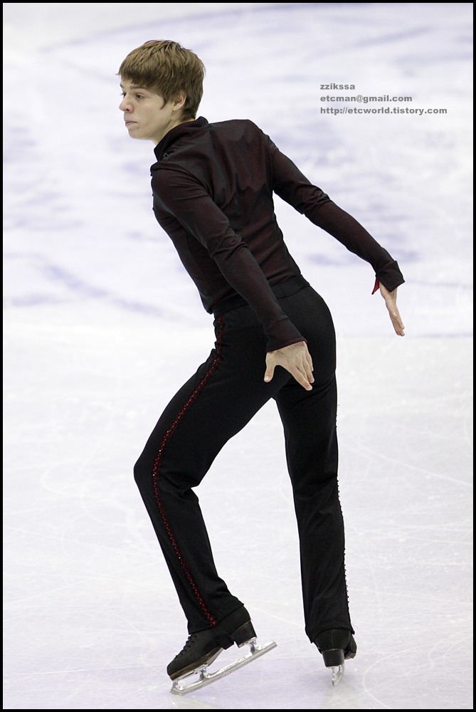 Richard DORNBUSH at 'SBS ISU Grand Prix of Figure Skating Final Goyang Korea 2008/2009' Junior Men - Short Program