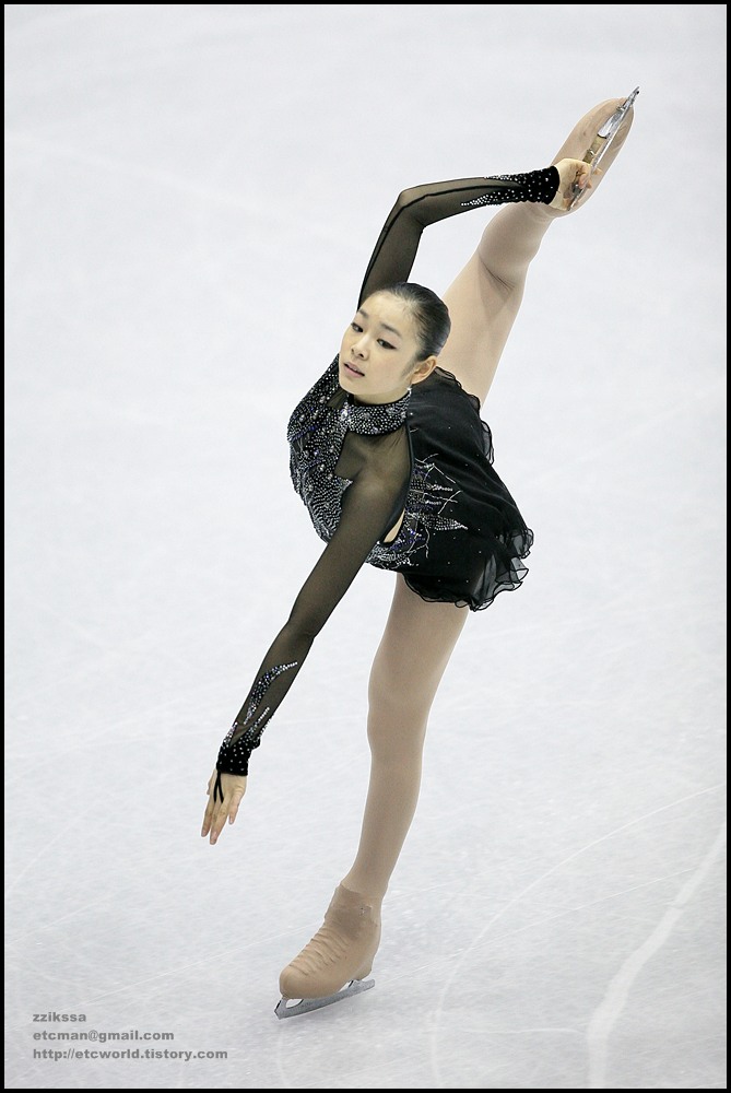 Yu-Na KIM (김연아) at 'SBS ISU Grand Prix of Figure Skating Final Goyang Korea 2008/2009' Senior Women - Short Program