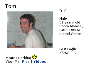 myspace.com에 가입하면 자동으로 등록되는 친절한 Tom 씨의 오리지널 모습