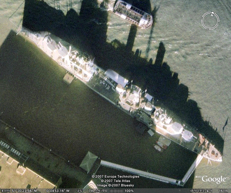 HMS Belfast 출처 http://earth.google.com/
