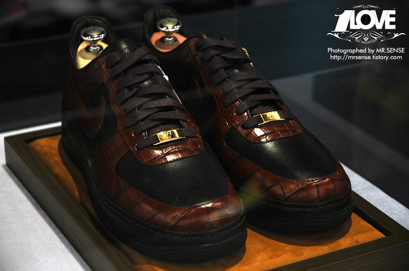 Nike air force 1 anaconda cheap masterpiece
