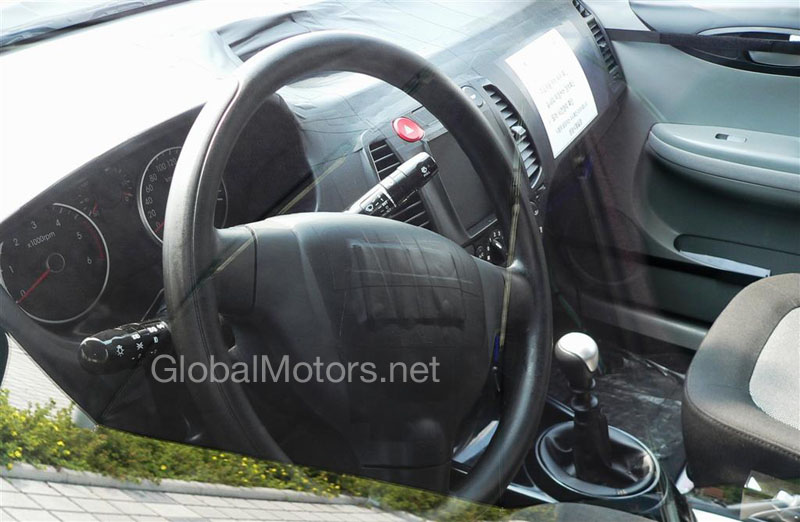 Hyundai i-20 spyshot