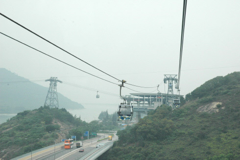 옹핑360(昻平 360; Ngong Ping 360)