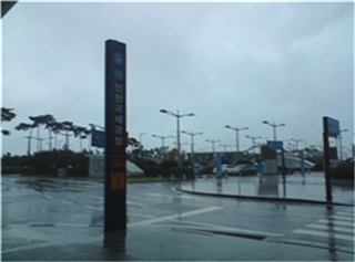 새벽녘 인천공항의 모습(5시반 도착함;;)