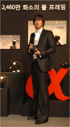 소니 코리아, DSLR카메라 알파 플래그쉽 모델 ‘알파 900’ 출시