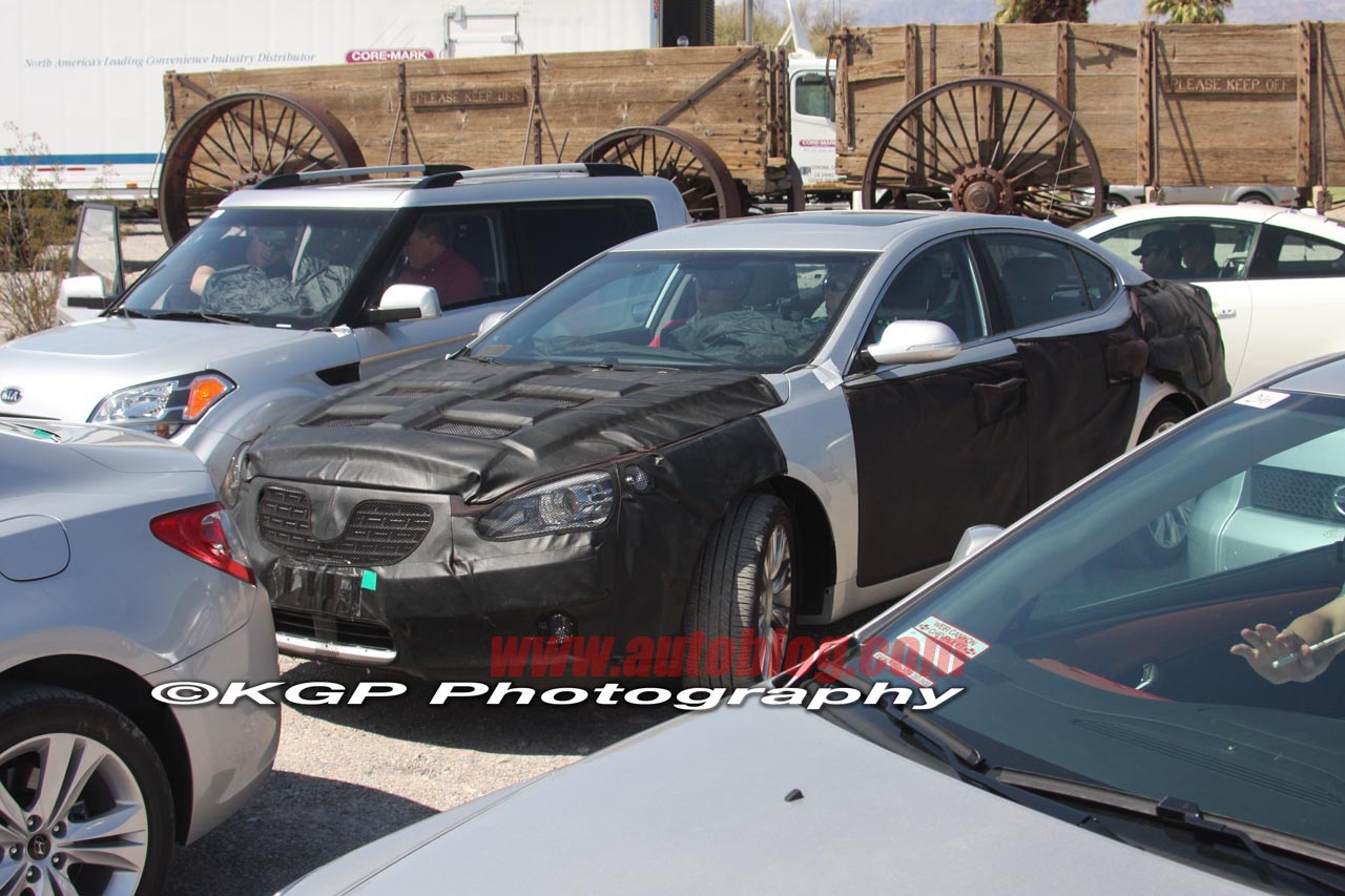 KIA VG Sedan spyshot