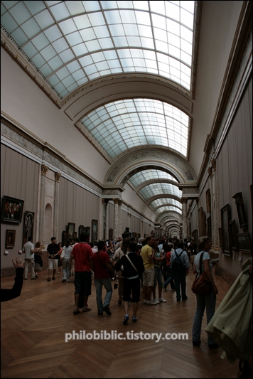 8월 13일, 프랑스 파리 - 루브르 박물관과 우리네 문화유산